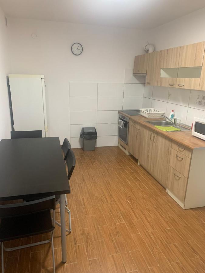3 Apartments In 1 Location 布拉格 外观 照片