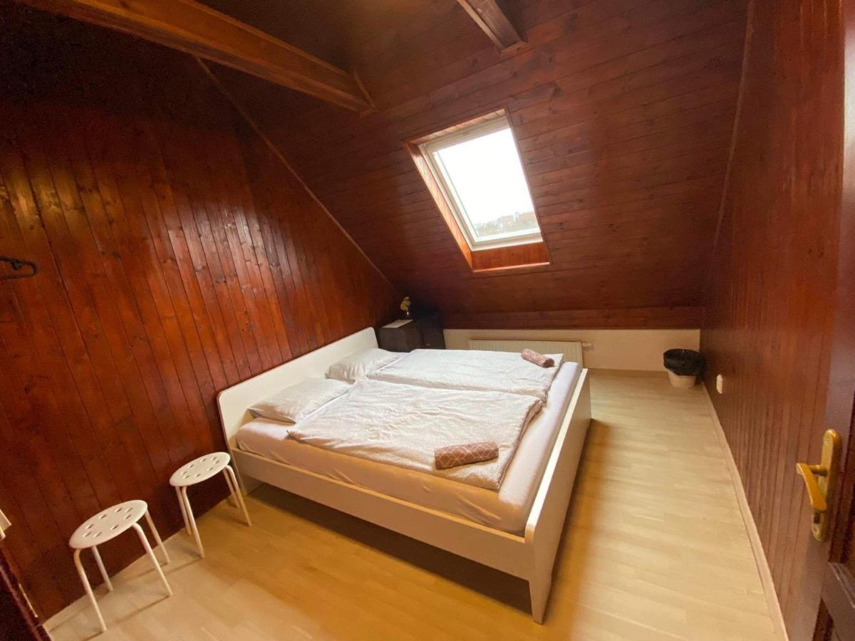 3 Apartments In 1 Location 布拉格 外观 照片