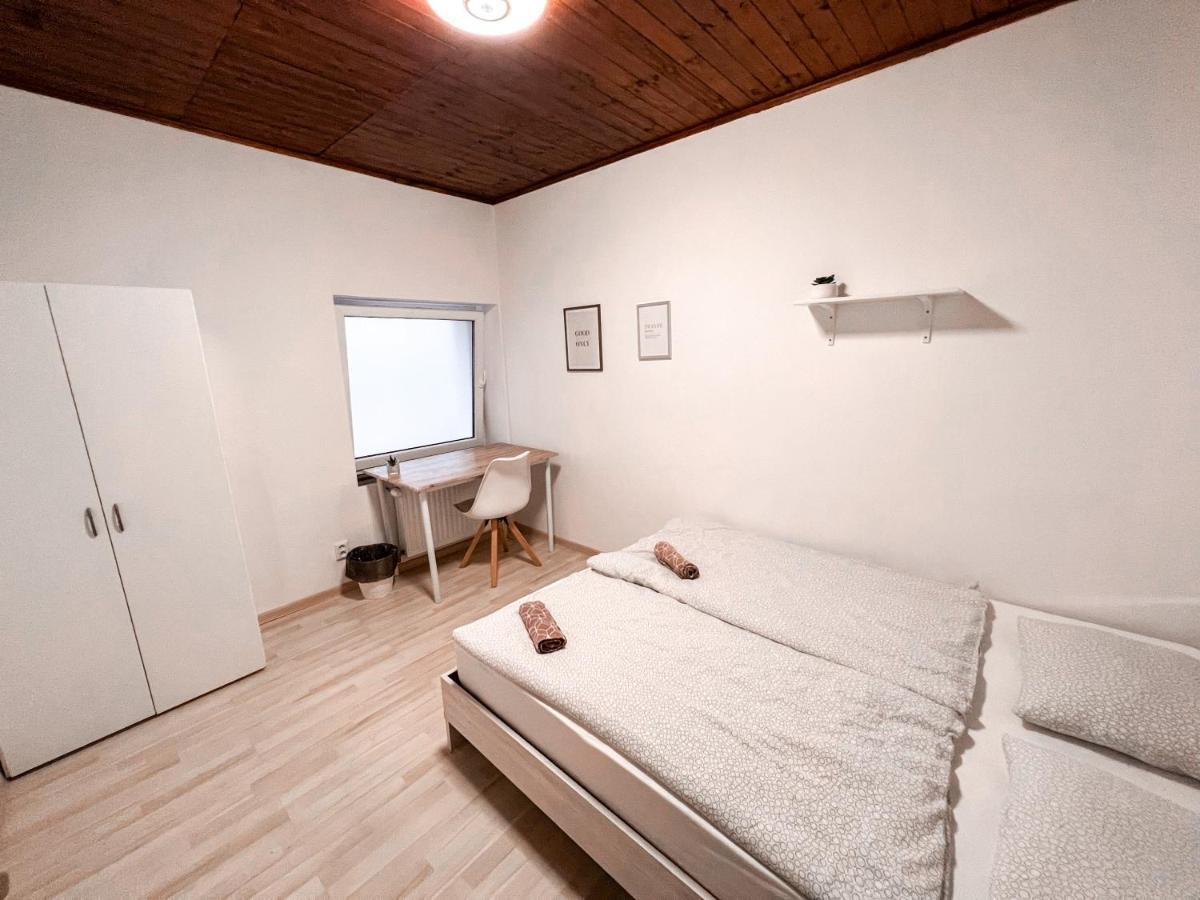 3 Apartments In 1 Location 布拉格 外观 照片