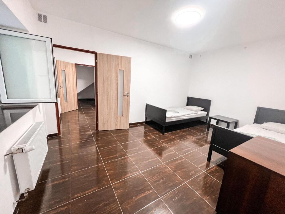 3 Apartments In 1 Location 布拉格 外观 照片