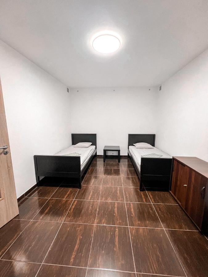 3 Apartments In 1 Location 布拉格 外观 照片