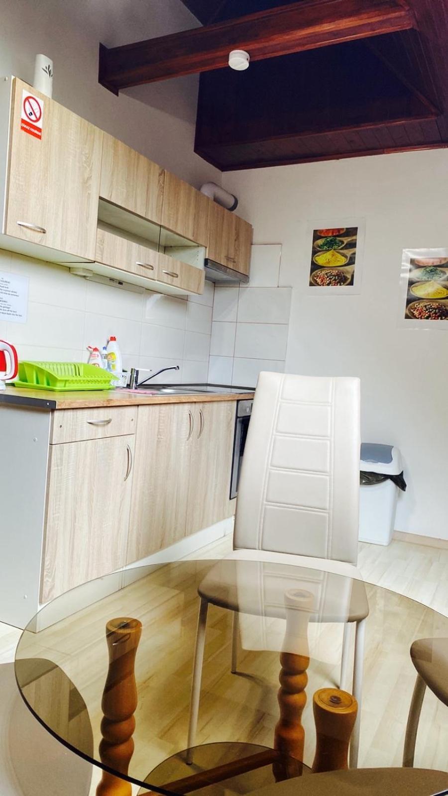 3 Apartments In 1 Location 布拉格 外观 照片